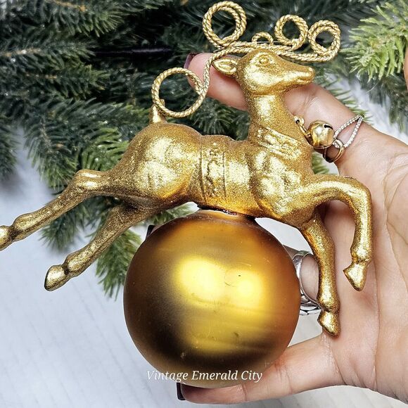 Vintage Golden Ready Reindeer On Glass Ball Christmas Tree Ornament W Bell 3d - Picture 7 of 14